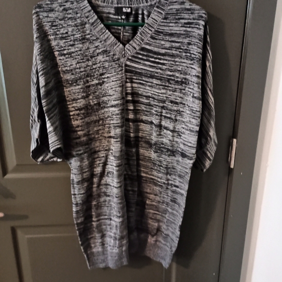 A.N.A  V-Neck Sweater - Picture 4 of 6